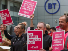 Striking telecom workers, 2022