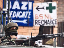 Indian soldier in Kashmir