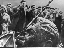 spit on stalin